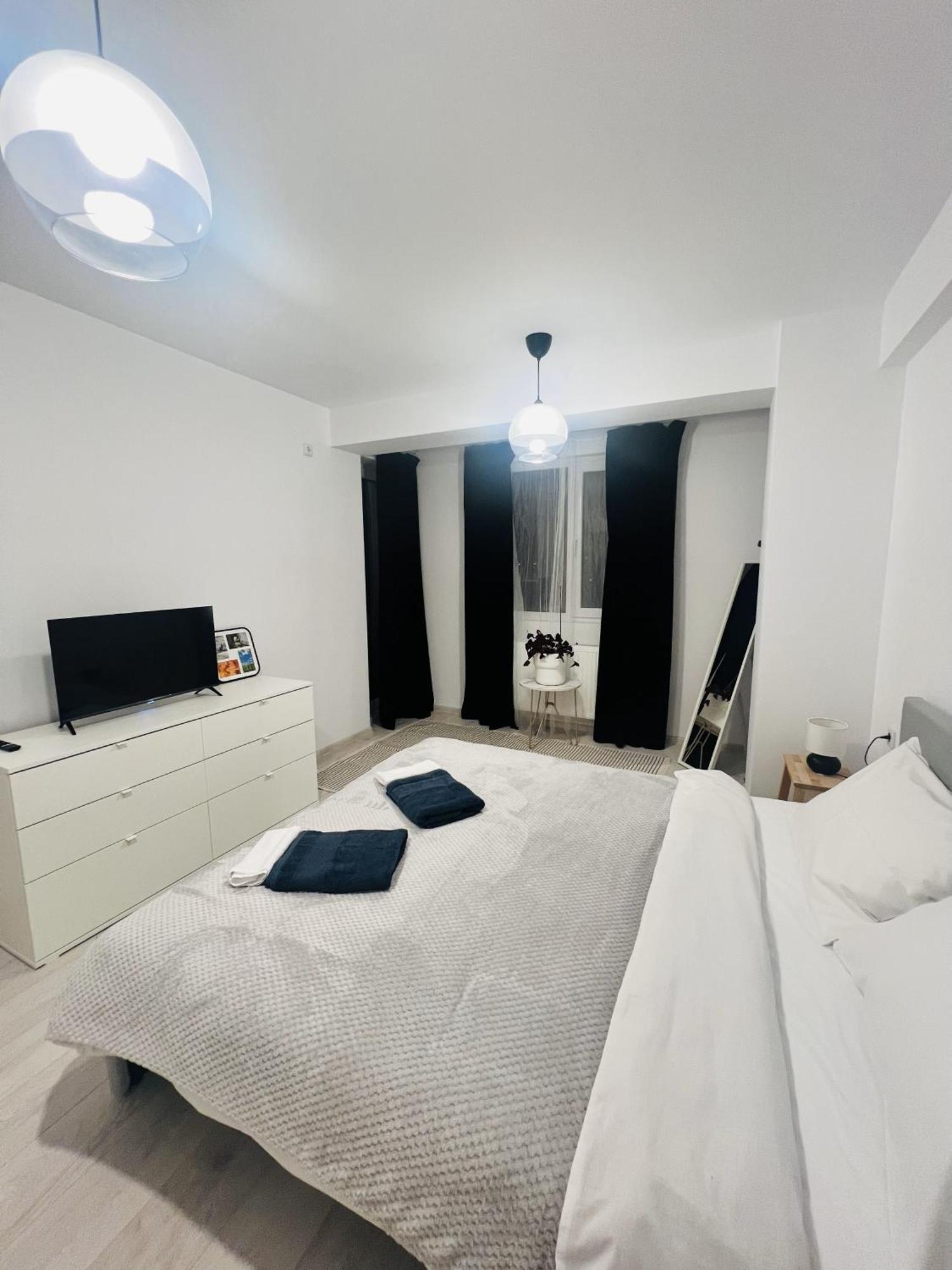 Ferienwohnung Airport Gardens Loft Otopeni Exterior foto