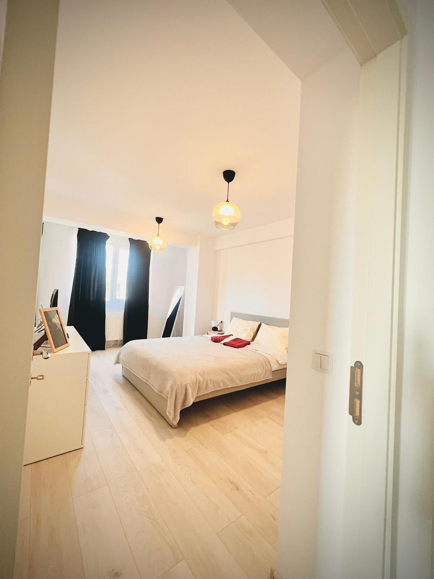 Ferienwohnung Airport Gardens Loft Otopeni Exterior foto
